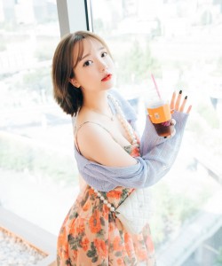 LOOZY Ye Eun – Lover In Hotel + S.Ver [112P-1.59G]